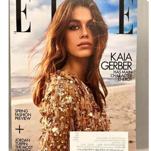 ELLE MAGAZINE FEBRUARY 2023 KAIA GARBER